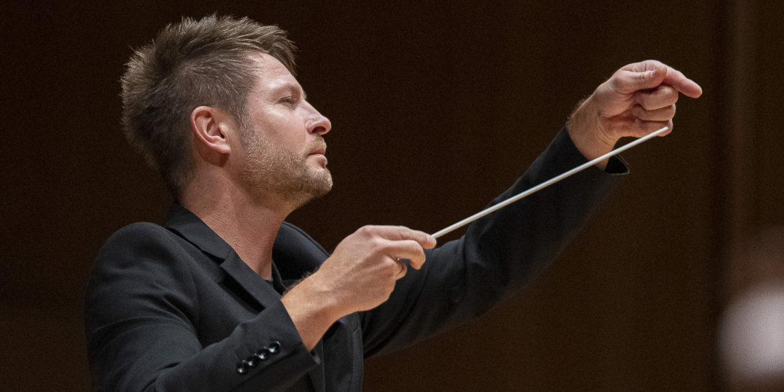 Krzysztof Urbański wird neuer Chefdirigent des Berner Symphonieorchesters