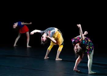 LE MONDE À L&rsquo;ENVERS