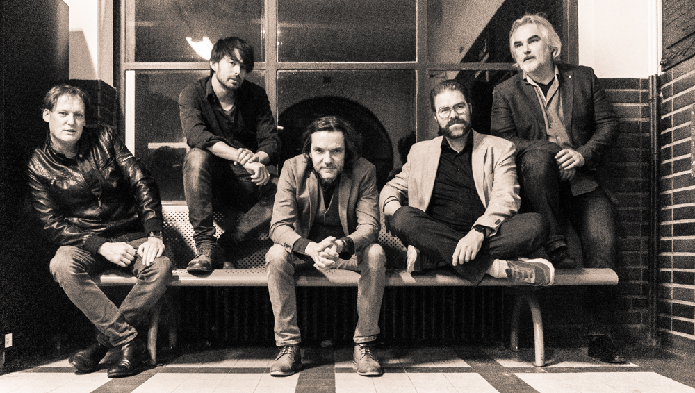 1er EP pour les flamands francophiles de Less AUTRE