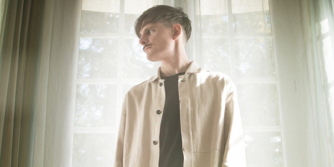 BIRDS IN ROW + QUENTIN SAUVÉ