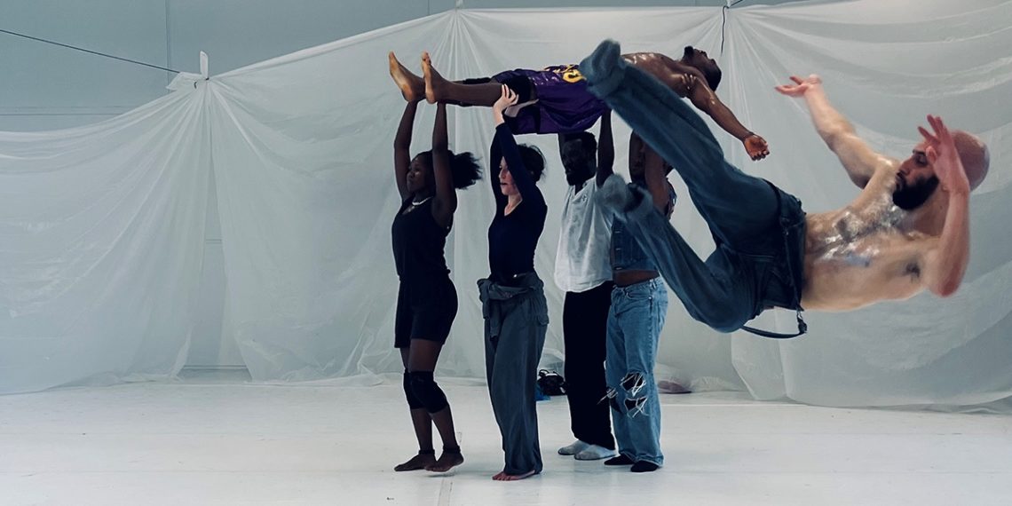 AUTOUR DU SPECTACLE C LA VIE