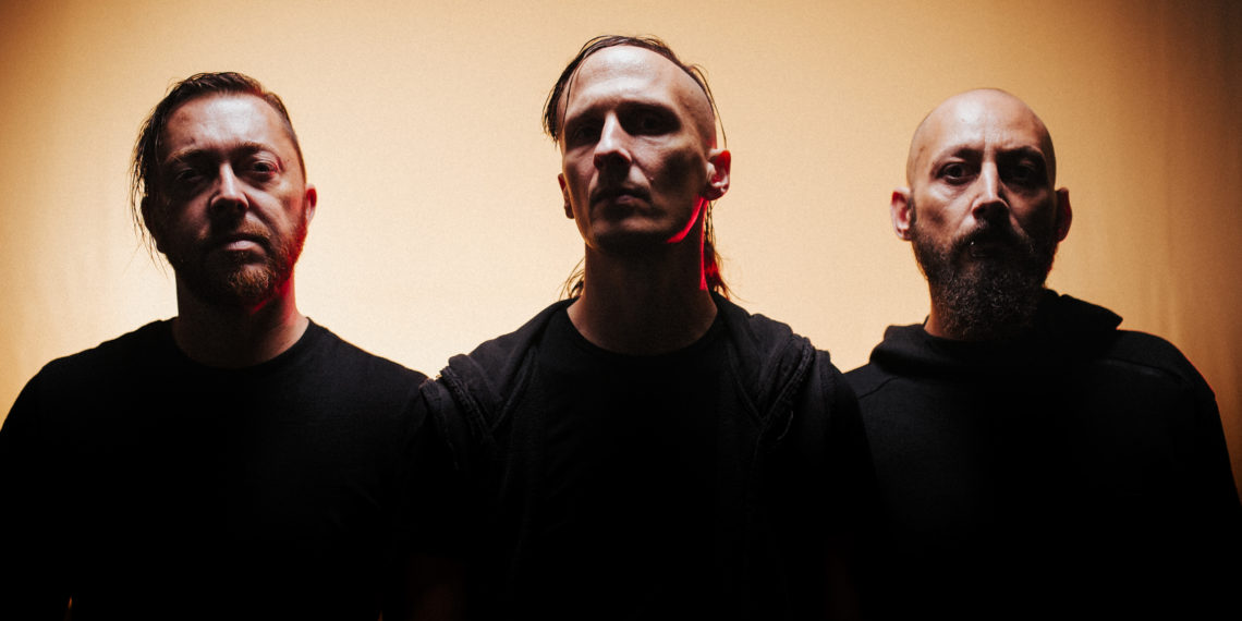 HORSKH + A BITTER END