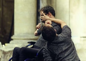 UNE TENTATIVE PRESQUE COMME UNE AUTRE