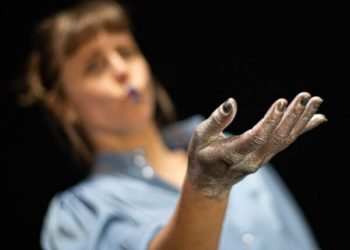 TO BE SCHIEVE OR A ROMANTIC ATTEMPT