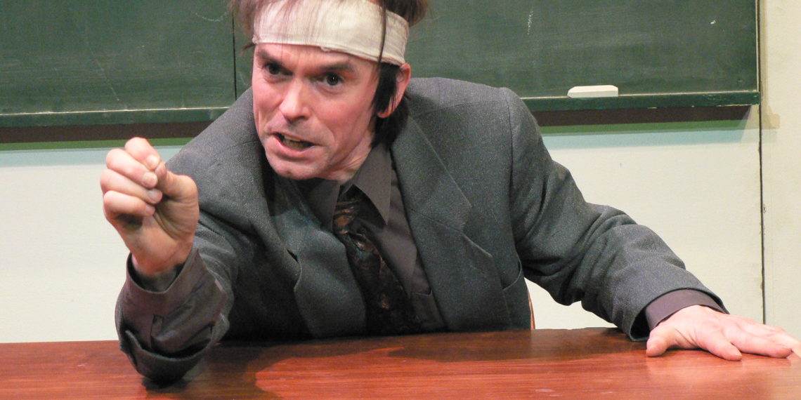 Theater Trier: Klaus-Michael Nix zum Kammerschauspieler ernannt