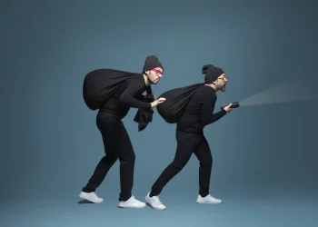 BOUGRR partage le show