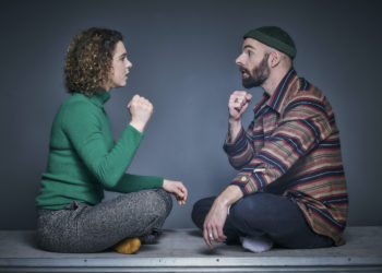 Neda Rahmanian und Joseph Reichelt sind am 24. November auf der Stadthallenbühne zu sehen.