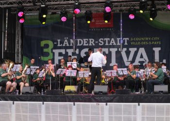 Weil am Rhein bei Parade zur Eröffnung des ESC dabei