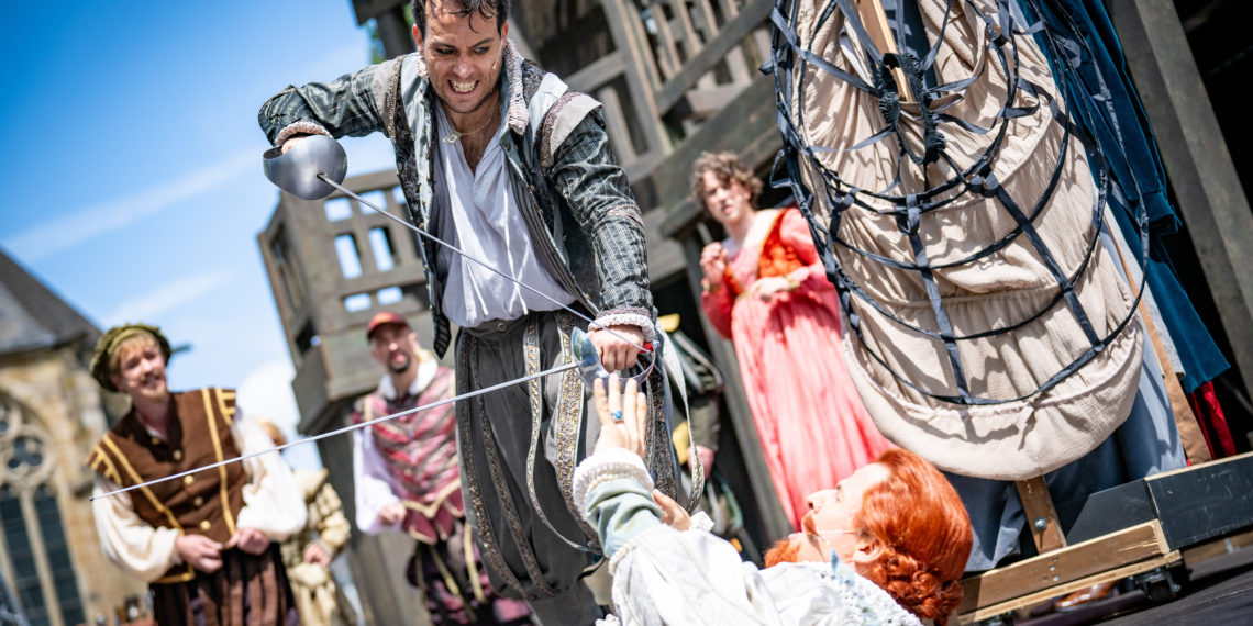 Sommerflair mit Oper und Schauspiel zurück