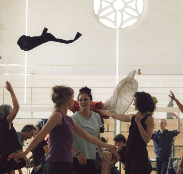 QU’EST-CE QUI POURRAIT SAUVER L’AMOUR ?