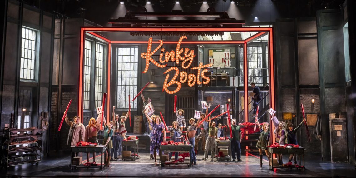 KINKY BOOTS