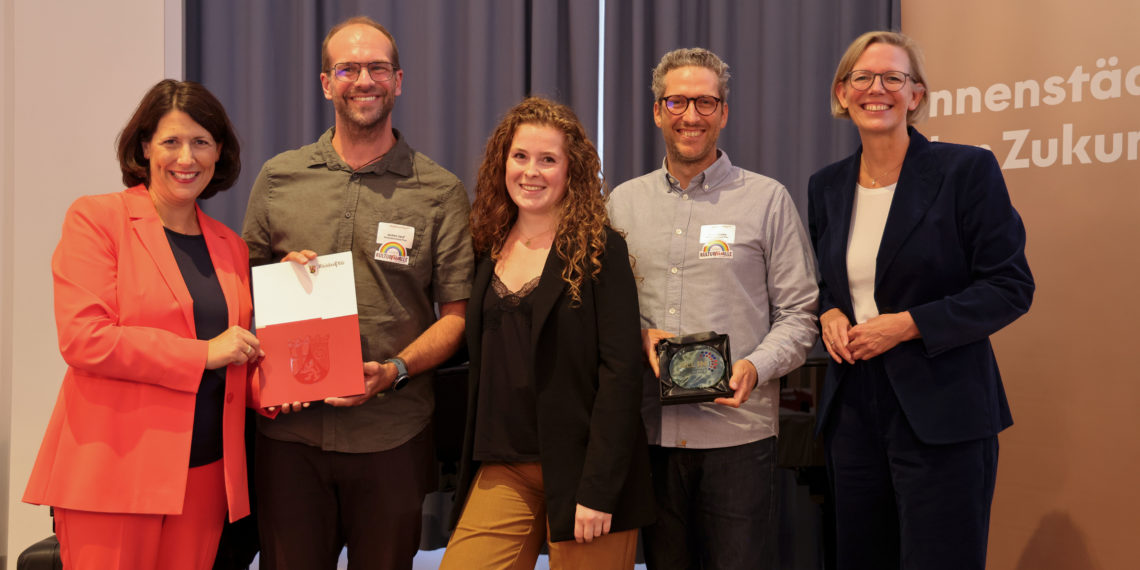 Kulturkarawane Trier gewinnt den mit 20.000 Euro dotierten 2. Platz beim Innenstadtwettbewerb „ALL IN“ des Landes