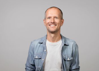 Kontinuität für die Kaserne Basel: Tobias Brenk bleibt künstlerischer Leiter