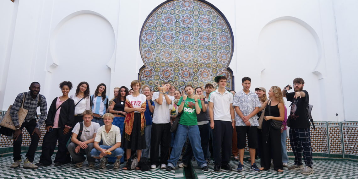 Studio Pro Arte: Freiburger und Straßburger Jugendliche auf Tanzreise in Marokko