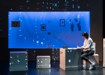 La puce et l’oreille