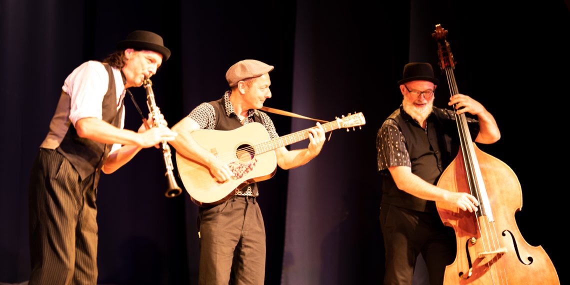 Chotsch: Klezmer Lieder und Geschichten