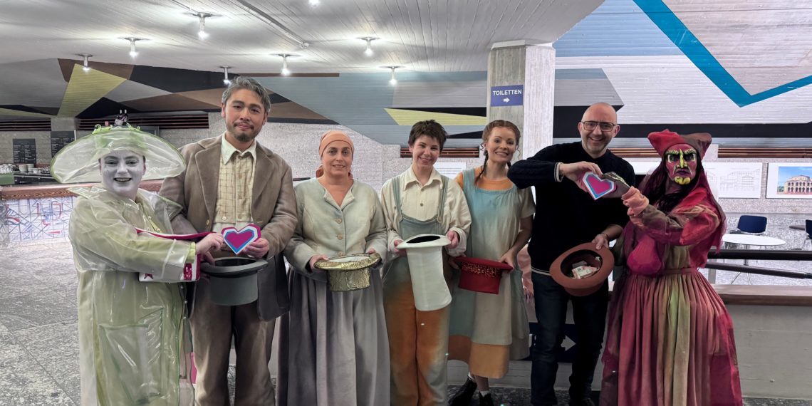 Badisches Staatstheater: 3.325,50 Euro Spenden bei „Hänsel und Gretel“ für Hänsel+Gretel