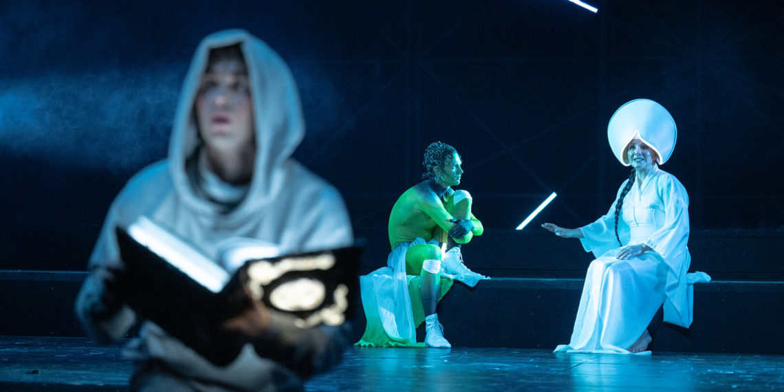 Die un­endliche Geschichte