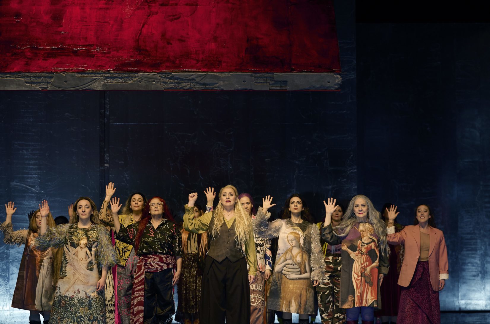 Un drame musical saisissant : „Dialogues des Carmélites“ à la Staatsoper Stuttgart