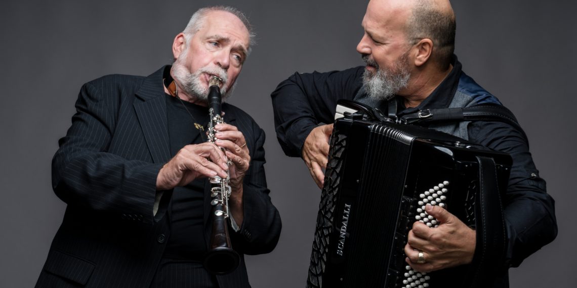 Unplugged im Schloss – Helmut Eisel & Nino Deda