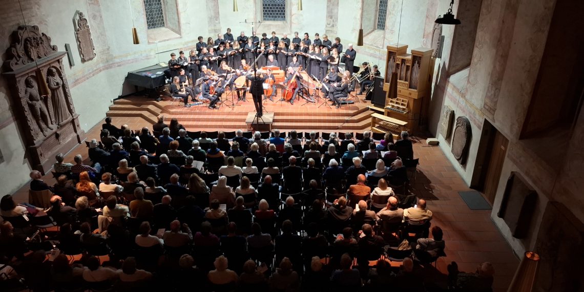 La Vokalakademie Freiburg et CHŒUR3 présentent un projet choral transfrontalier à Fribourg et Strasbourg