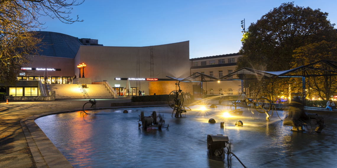 Theater Basel gratuliert seiner Schauspieldirektion zur Berufung an die Münchner Kammerspiele
