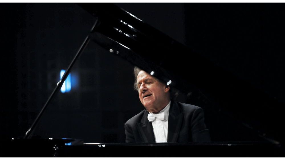Rudolf Buchbinder & Festival Strings Lucerne