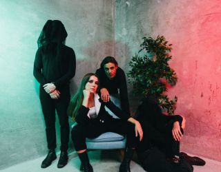 Confidence Man