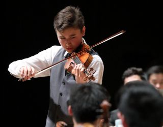 Tchaïkovski & Brahms, Orchestre National Philharmonique de Russie, Daniel Lozakovich, Vladimir Spivakov