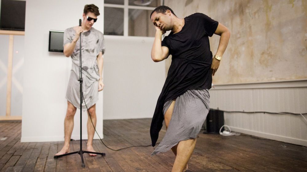 Antigone Jr. / Twenty Looks…