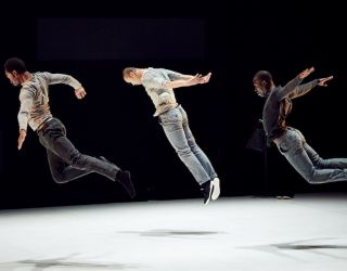 Quelque part au milieu de l’infini, Amala Dianor